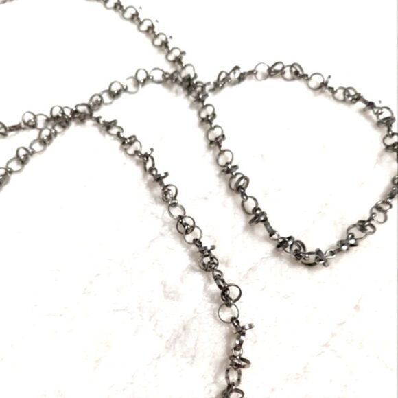 Vintage Silvertone Interlocking Circle Necklace 44" Long - Lightweight - Picture 4 of 8